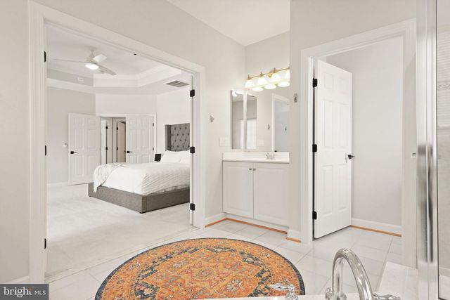 7204 GRAY HEIGHTS CT, Alexandria, VA 22315