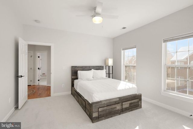 7204 GRAY HEIGHTS CT, Alexandria, VA 22315