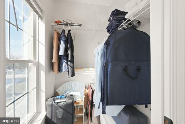 7204 GRAY HEIGHTS CT, Alexandria, VA 22315