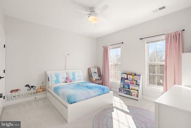 7204 GRAY HEIGHTS CT, Alexandria, VA 22315