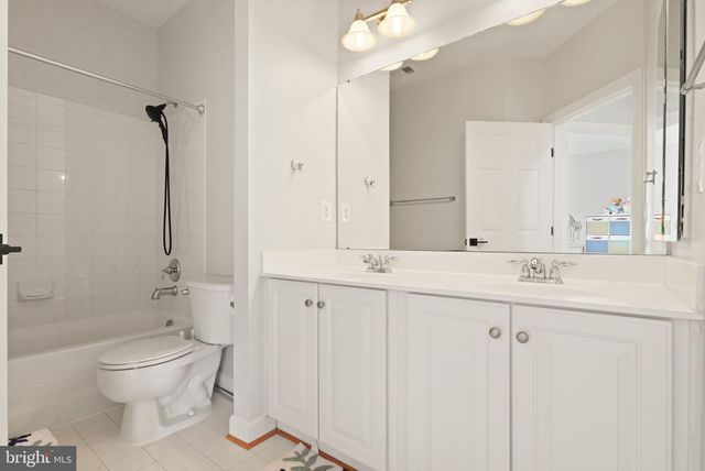 7204 GRAY HEIGHTS CT, Alexandria, VA 22315