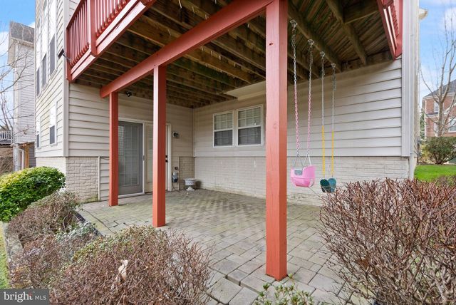 7204 GRAY HEIGHTS CT, Alexandria, VA 22315