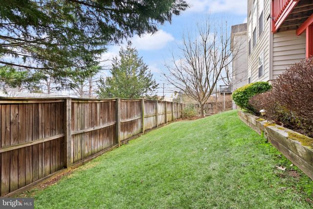 7204 GRAY HEIGHTS CT, Alexandria, VA 22315