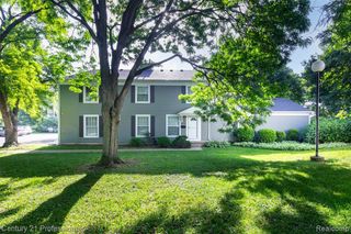 2650 Fenwick Court, Ann Arbor, MI 48104