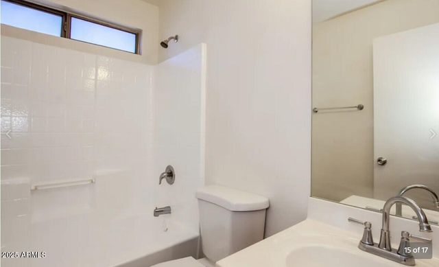 8255 W WILLOW Avenue, Peoria, AZ 85381