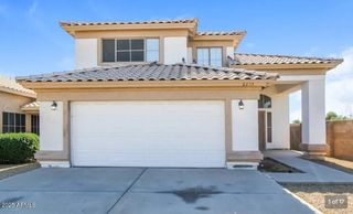 8255 W WILLOW Avenue, Peoria, AZ 85381