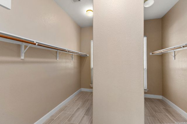 7614 MOSS BROOK DR, San Antonio, TX 78255