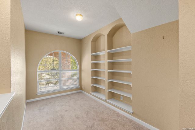 7614 MOSS BROOK DR, San Antonio, TX 78255
