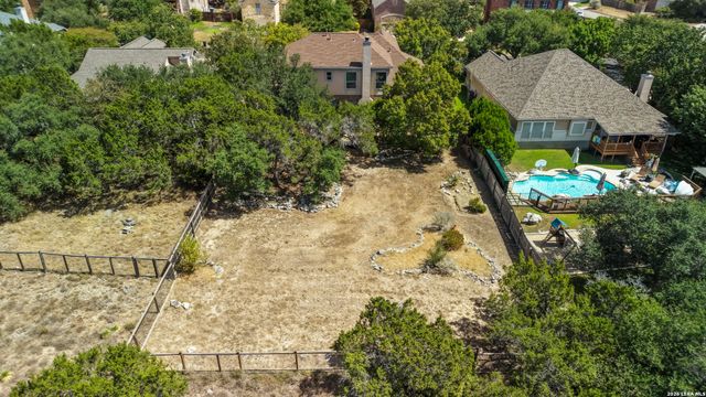 7614 MOSS BROOK DR, San Antonio, TX 78255
