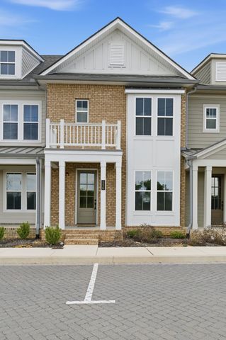 116 Nearwater Place, Hendersonville, TN 37075