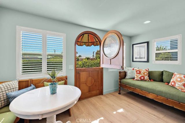 1494 Glenneyre, Laguna Beach, CA 92651