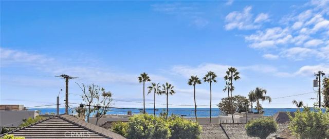 1494 Glenneyre, Laguna Beach, CA 92651