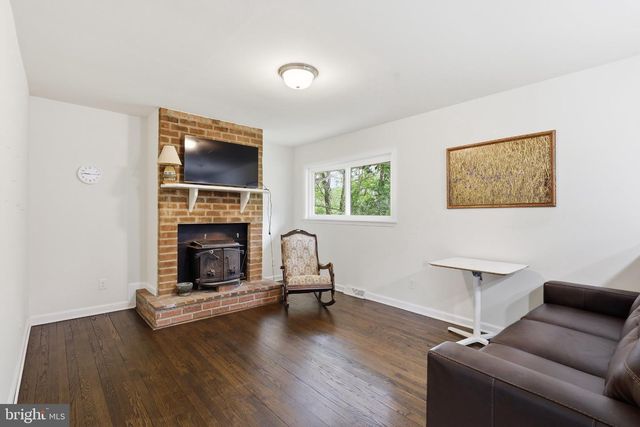 138 ROCKY RUN RD, Fredericksburg, VA 22406