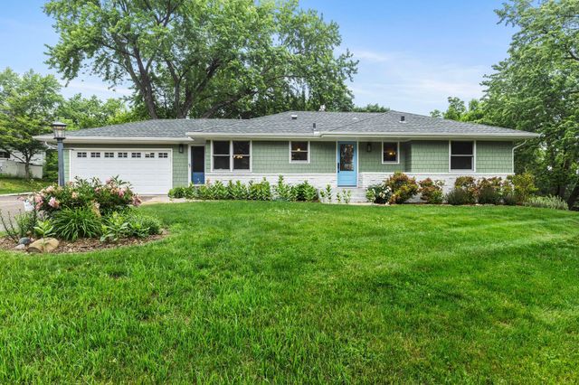 5117 Prescott Drive, Minnetonka, MN 55345