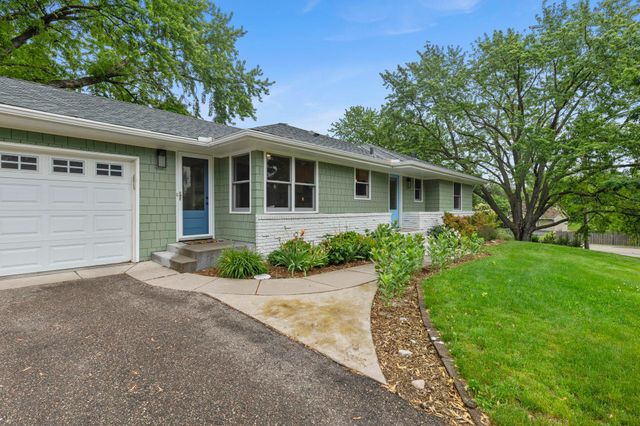 5117 Prescott Drive, Minnetonka, MN 55345