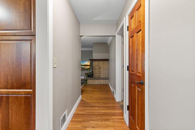 5117 Prescott Drive, Minnetonka, MN 55345