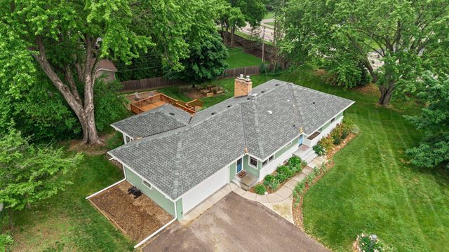 5117 Prescott Drive, Minnetonka, MN 55345