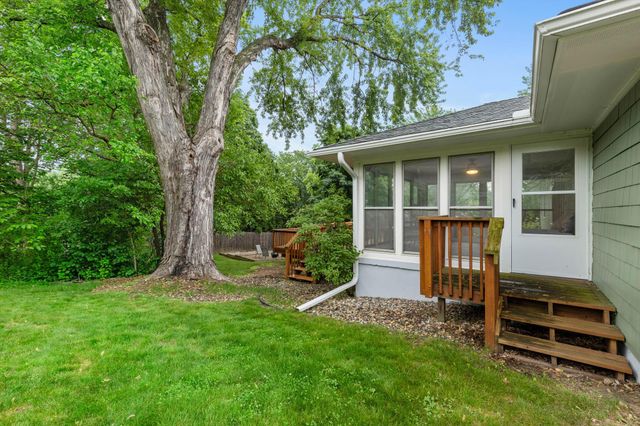 5117 Prescott Drive, Minnetonka, MN 55345