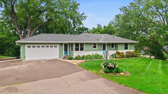 5117 Prescott Drive, Minnetonka, MN 55345