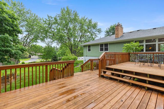 5117 Prescott Drive, Minnetonka, MN 55345