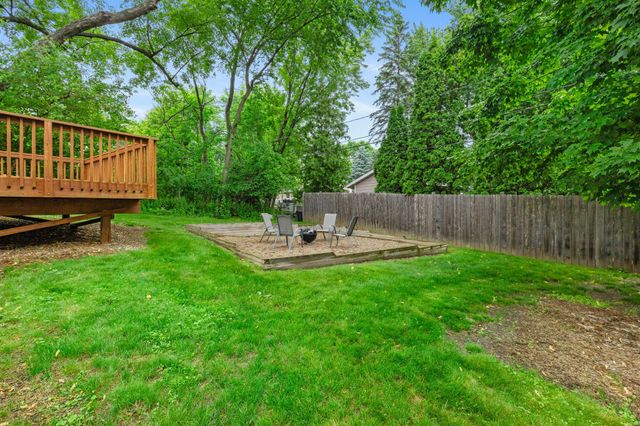 5117 Prescott Drive, Minnetonka, MN 55345