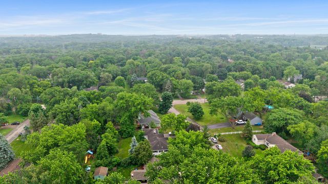 5117 Prescott Drive, Minnetonka, MN 55345