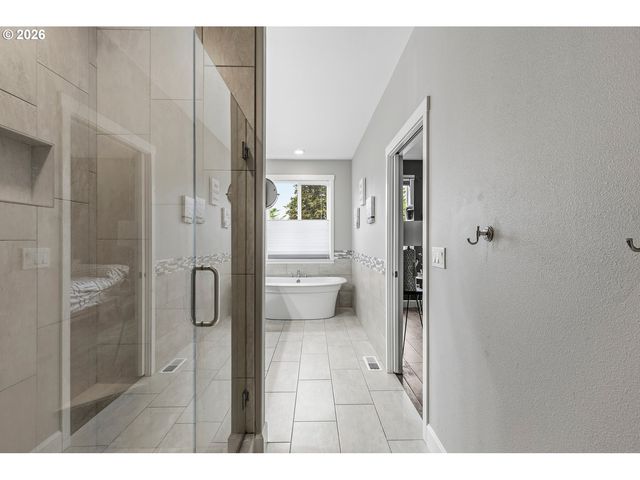 12022 Ne 56TH Ave, Vancouver, WA 98686