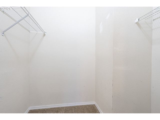 1000 S MCKERN Ct 10, Newberg, OR 97132