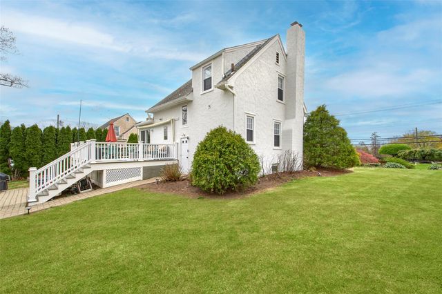 1514 Old Orchard Street, West Harrison, NY 10604