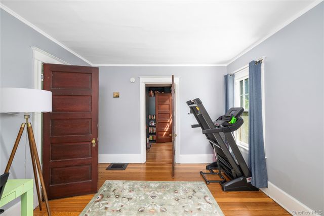 21 Barnard Avenue, Poughkeepsie, NY 12601
