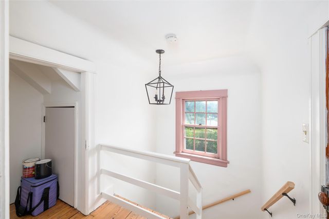 21 Barnard Avenue, Poughkeepsie, NY 12601