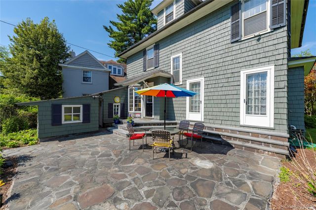 21 Barnard Avenue, Poughkeepsie, NY 12601