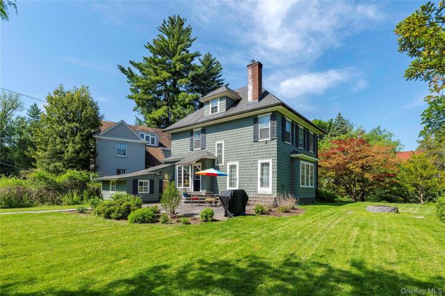 21 Barnard Avenue, Poughkeepsie, NY 12601
