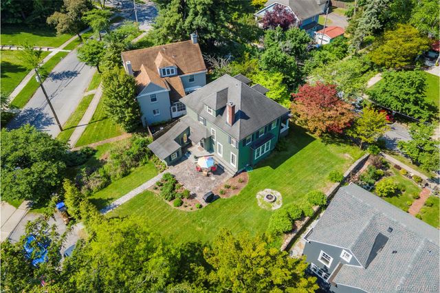 21 Barnard Avenue, Poughkeepsie, NY 12601