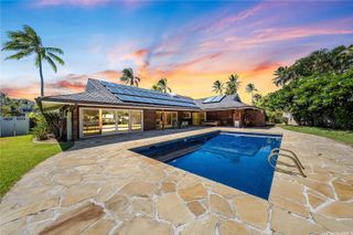 101 Kailuana Place, Kailua, HI 96734