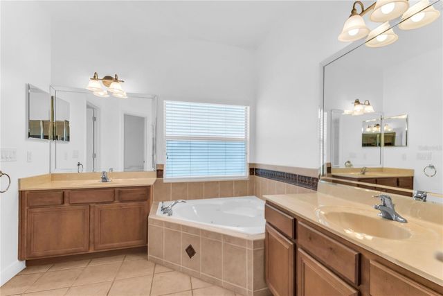 3342 HERRINGRIDGE DRIVE, Orlando, FL 32812