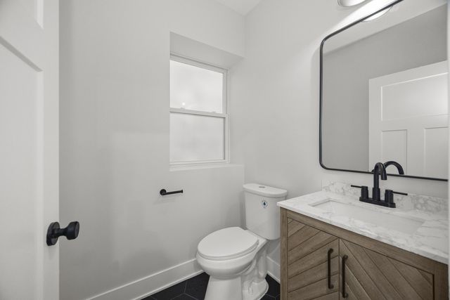 6423 S Evans Avenue, Chicago, IL 60637