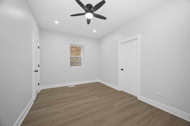 6423 S Evans Avenue, Chicago, IL 60637