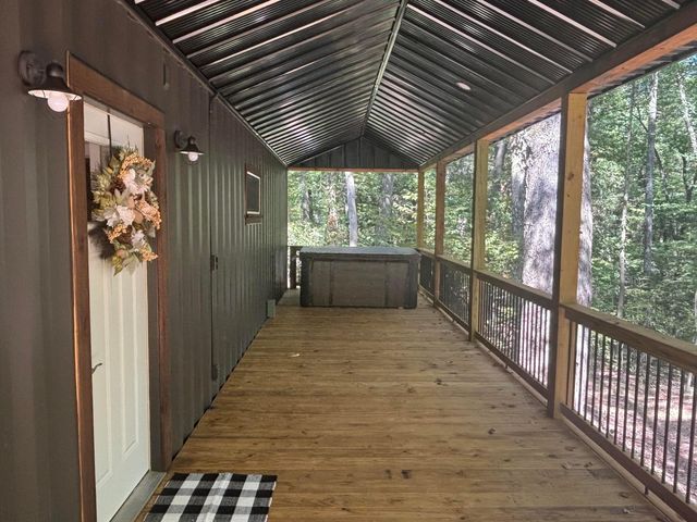 13356 Oh-374, Rockbridge, OH 43149