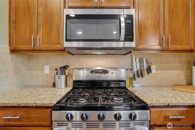 6810 NE 106th Street, Vancouver, WA 98686