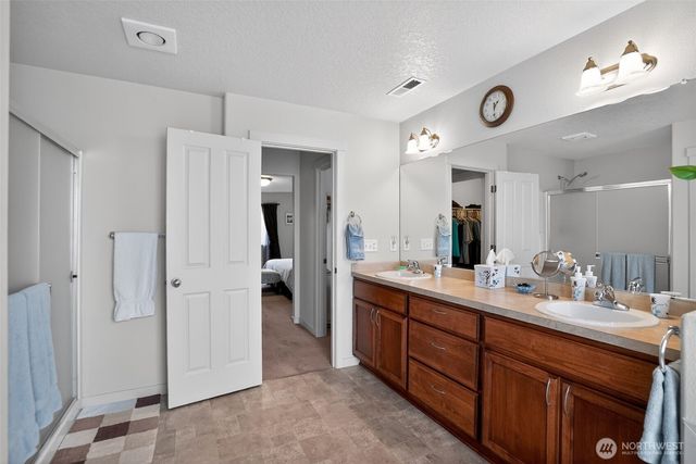 6810 NE 106th Street, Vancouver, WA 98686