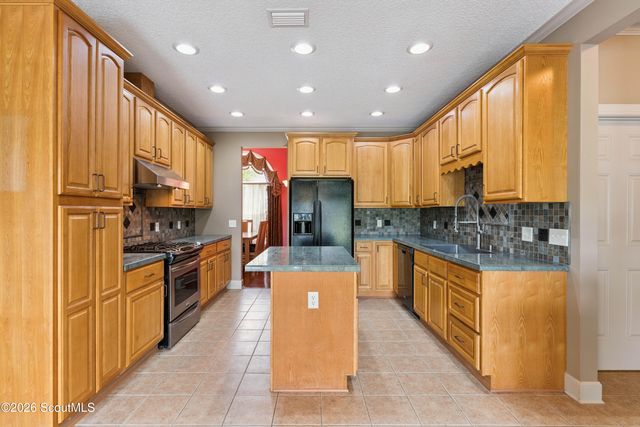 121 Silver Bluff Circle, Brunswick, GA 31523
