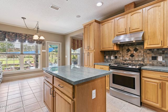 121 Silver Bluff Circle, Brunswick, GA 31523