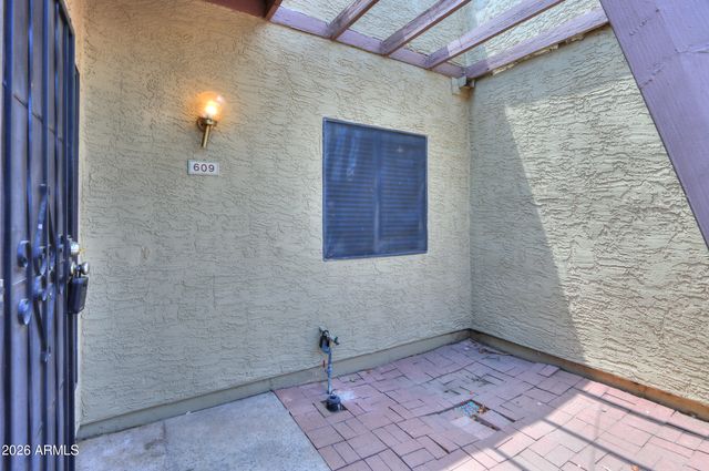 609 W 14TH Street, Tempe, AZ 85281