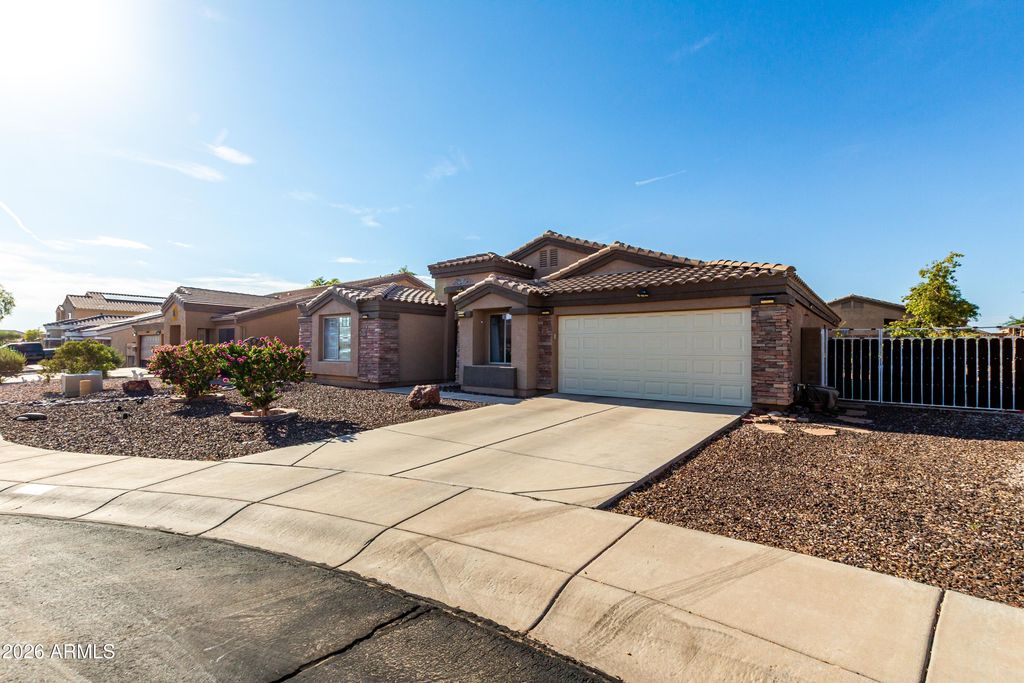872 E SETTLERS Trail, Casa Grande, AZ 85122 — photo 2