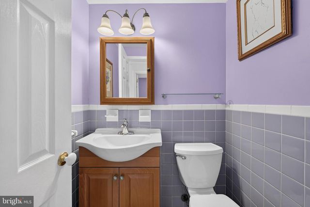 69 UPPER HILLTOP RD, Yardley, PA 19067