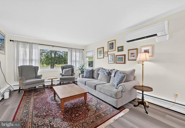 69 UPPER HILLTOP RD, Yardley, PA 19067