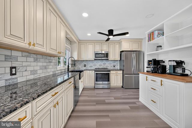 69 UPPER HILLTOP RD, Yardley, PA 19067