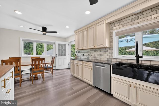69 UPPER HILLTOP RD, Yardley, PA 19067