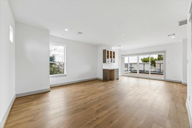 1605 Utah Street, Houston, TX 77007